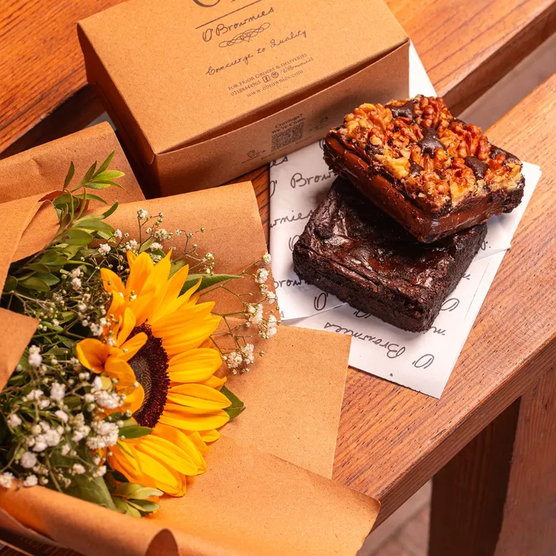 2 Brownies & Small Bouquet